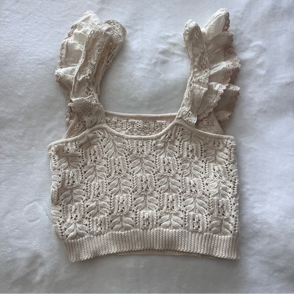 Brand New Anthropologie Cream Knitted Ruffled Crop Tank Top Size Small!! - Picture 3 of 4